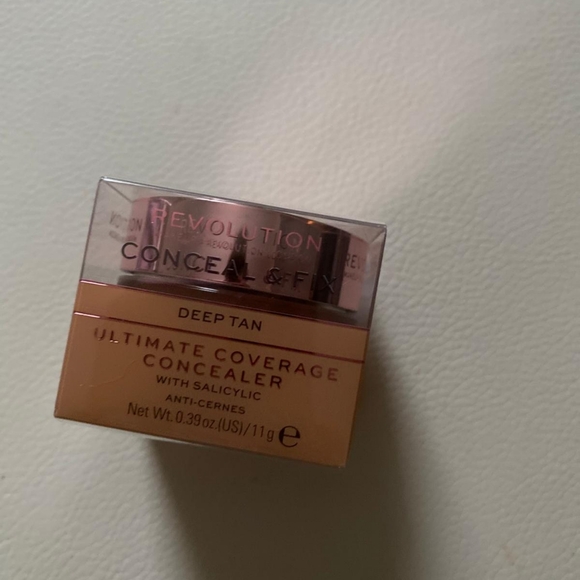 Makeup bundle - Picture 7 of 9